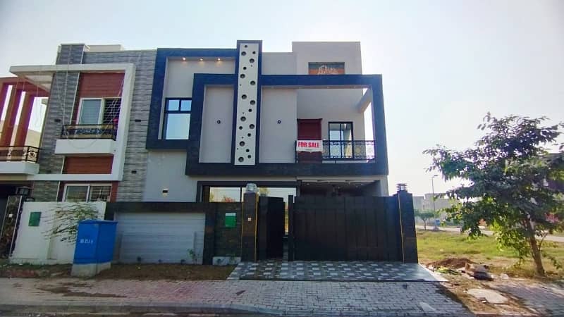 Ideal 5 Marla House Available In Bahria Orchard Phase 1, Lahore 0