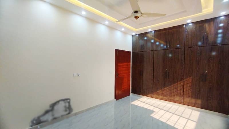 Ideal 5 Marla House Available In Bahria Orchard Phase 1, Lahore 15