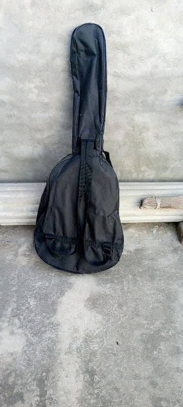 acoustic guitar with bag,picks 4