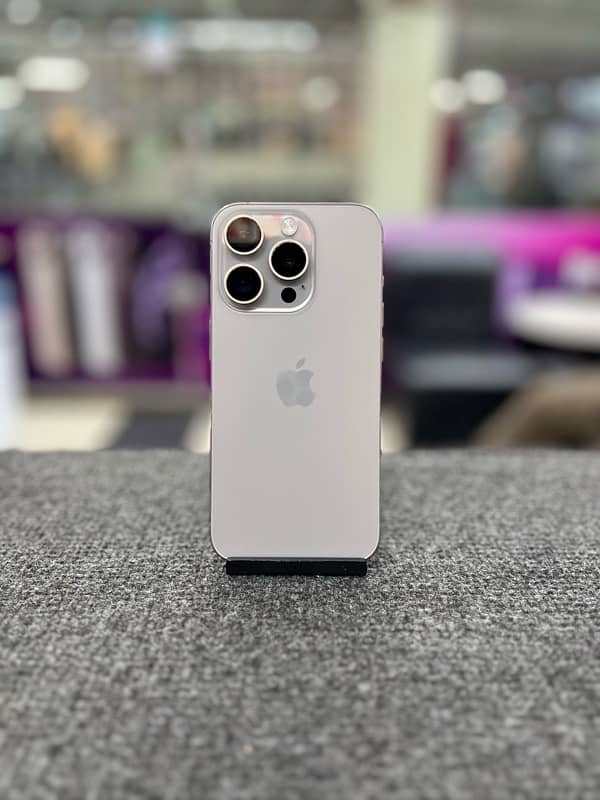 iPhone 15 Pro 256gb HK NON PTA 1