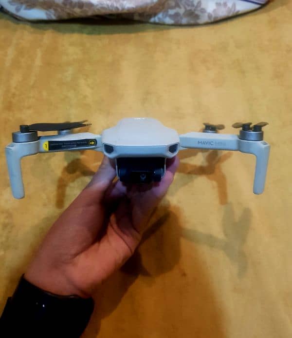 Dji mavic mini in good condition 6