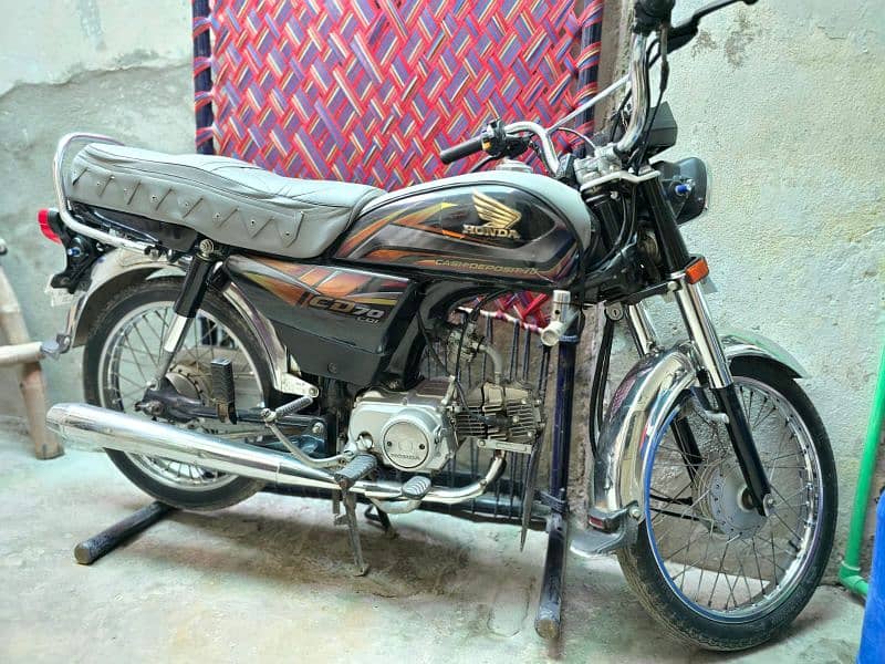 Bike Honda 70 cc 2022 model for sale. O33O-15-80-243 1