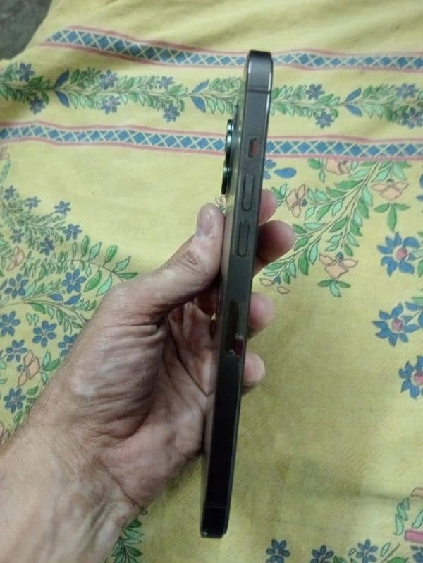 I phone 12 pro max 2