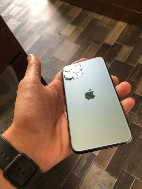 Iphone 11 pro 64 Gb PTA Approved 2