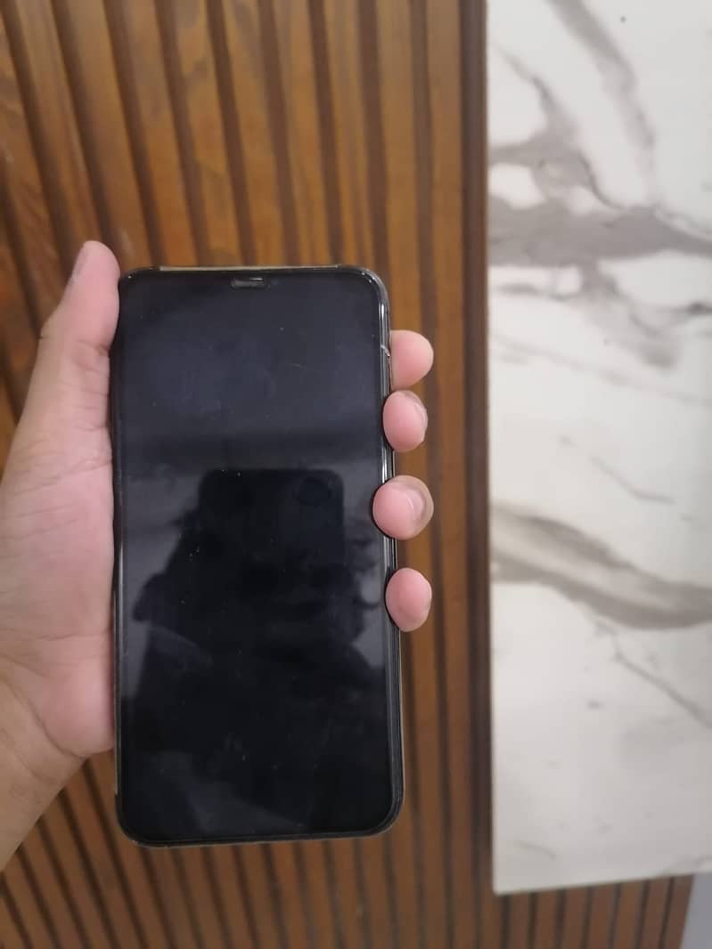 iPhone 11 Pro Max 256Gb 4