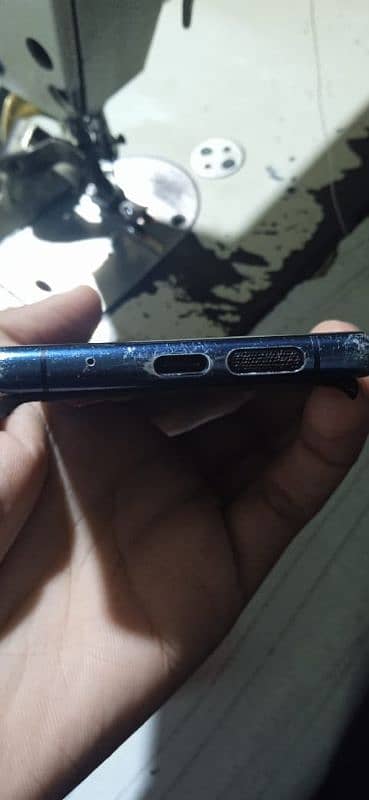 Sonyxperia 5back damage used 6 64 all ok non pta exchange possible 3