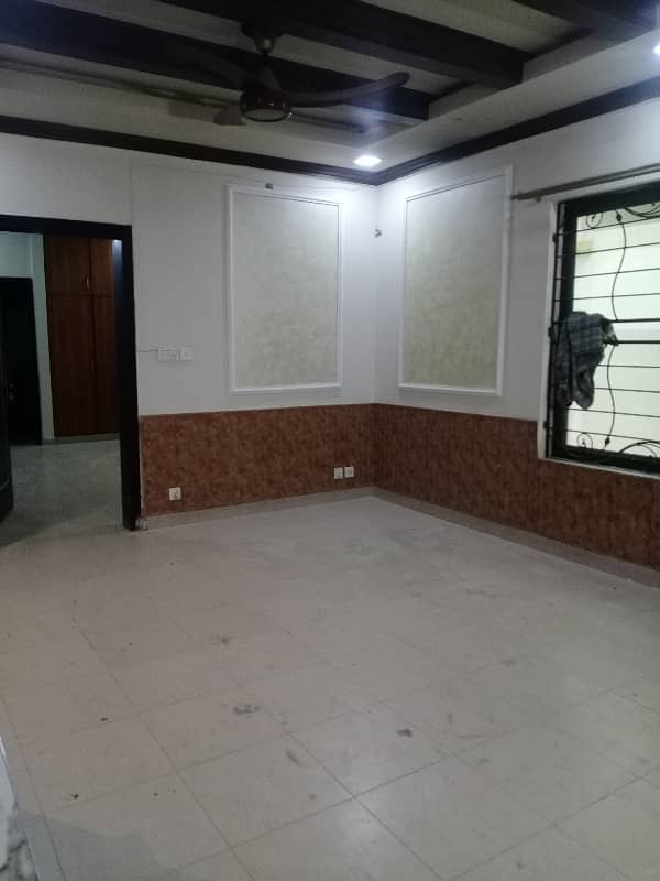 4.2 Marla Double Storey House Available University Town Sargodha Road Faisalabad 4