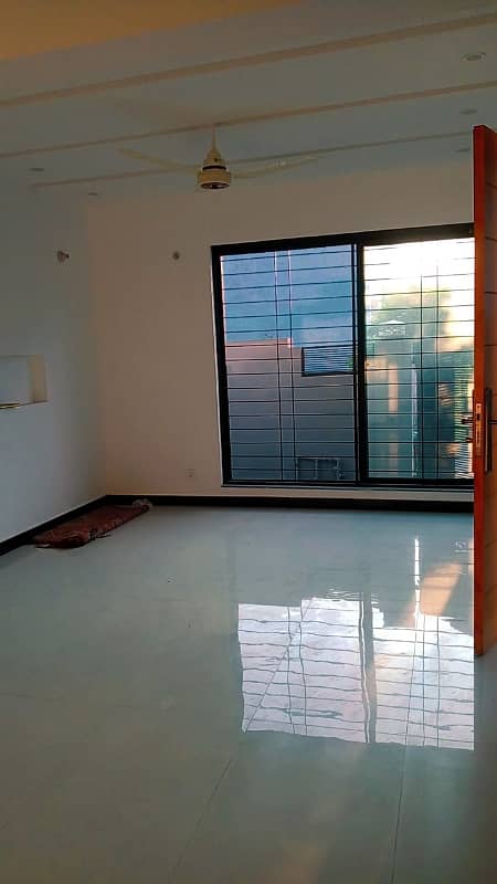 5 MARLA BRAND NEW HOUSE FOR RENT IN DHA RAHBAR PHASE 2 3