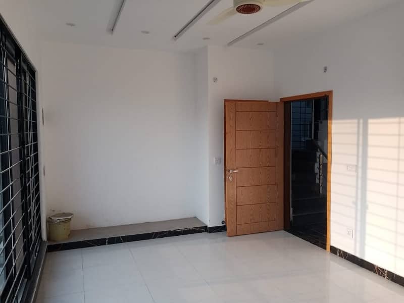 5 MARLA BRAND NEW HOUSE FOR RENT IN DHA RAHBAR PHASE 2 19