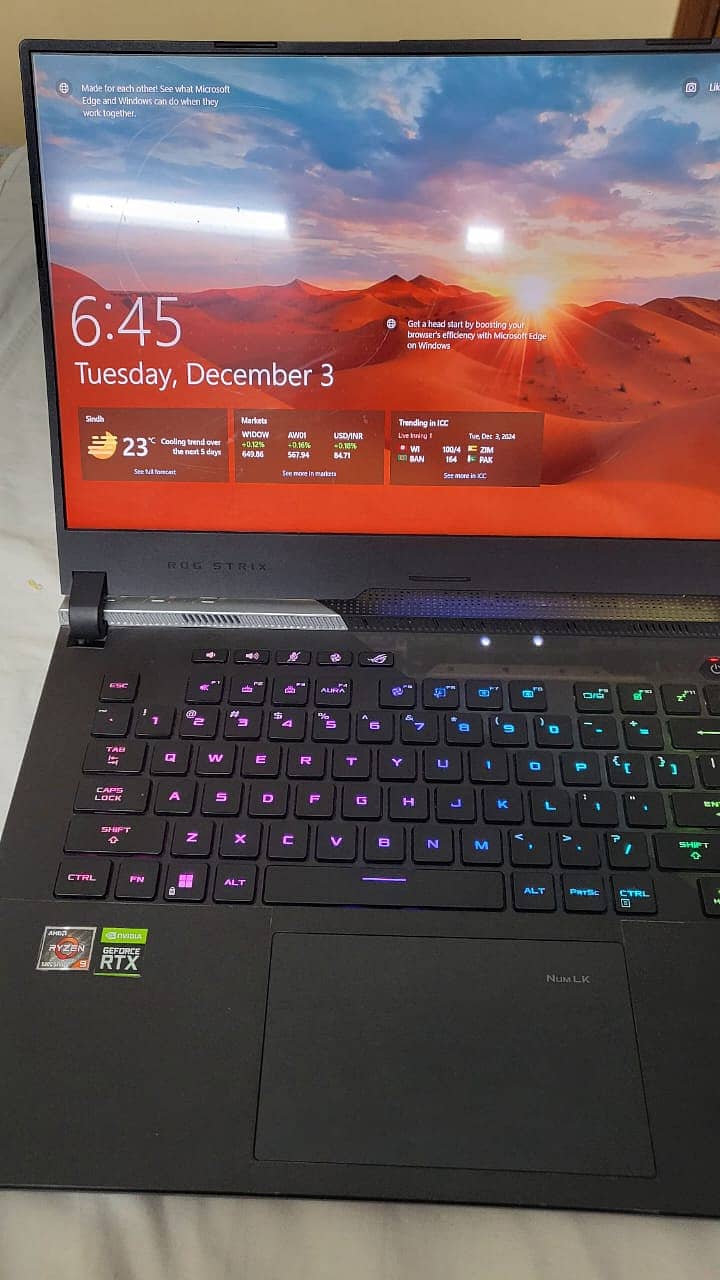 Asus rog strixs scar 7