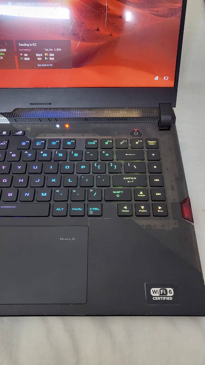 Asus rog strixs scar 8