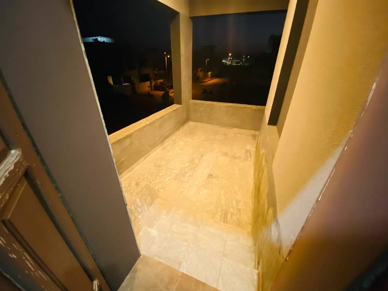 10 Marla beautiful House for RENT in bahria town phase 8 RWP 12