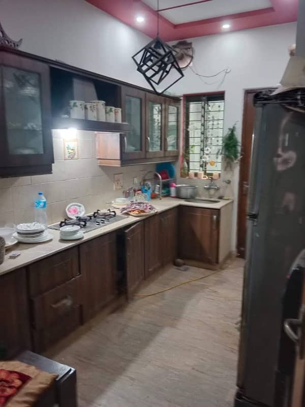 05 MARLA LOWER PORTION FOR RENT IN JOHAR TOWN LAHORE. 5