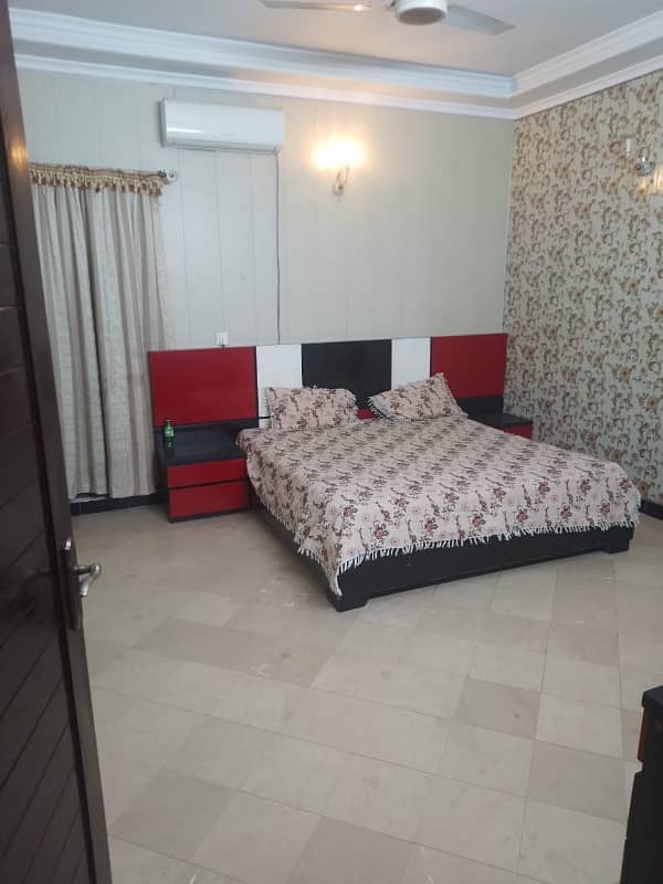 01 KANAL FURNISHED LOWER PORTION FOR RENT IN JOHAR TOWN LAHORE 0