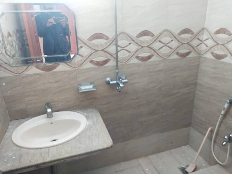 5 MARLA LOWER PORTION FOR RENT IN JOHAR TOWN LAHORE 5