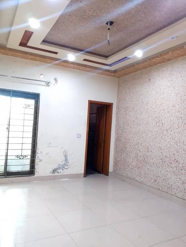 8 MARLA FIRST FLOOR PORTION FOR RENT IN JOHAR TOWN LAHORE 7