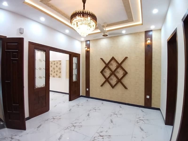 5 MARLA BRAND NEW LOWER PORTION FOR RENT IN JOHAR TOWN LAHORE. 9