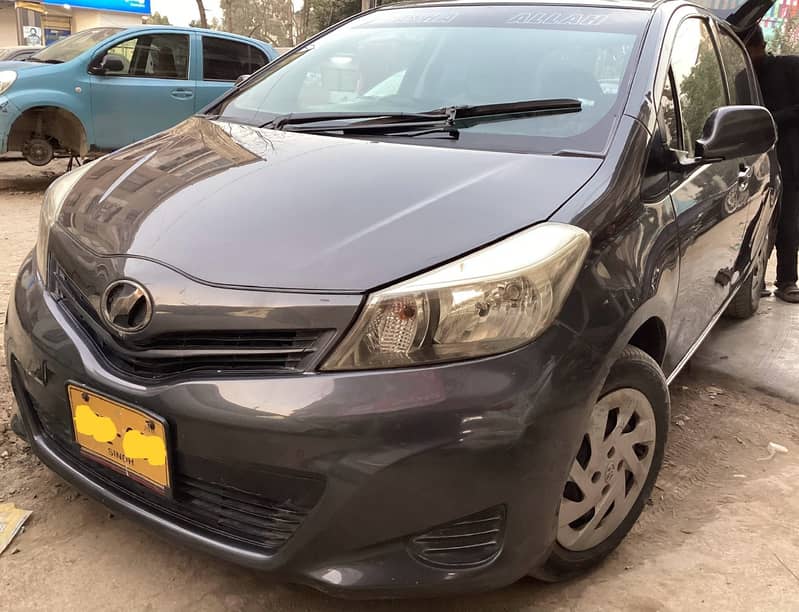 Toyota Vitz 2012 f 1.0 0