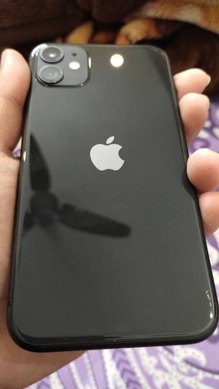 iPhone 11 64 GB No-PTA JV 3