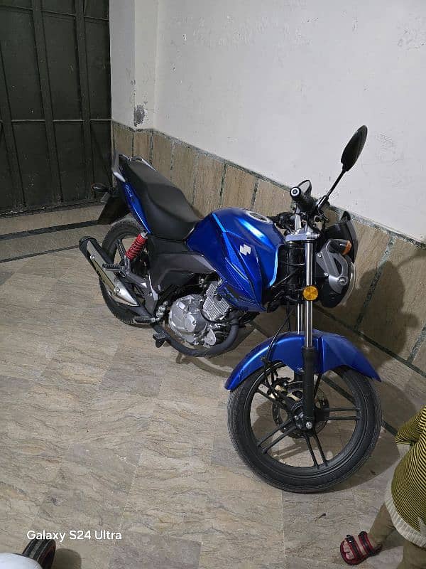 suzuki gsx 125 now bike urgent sale 0