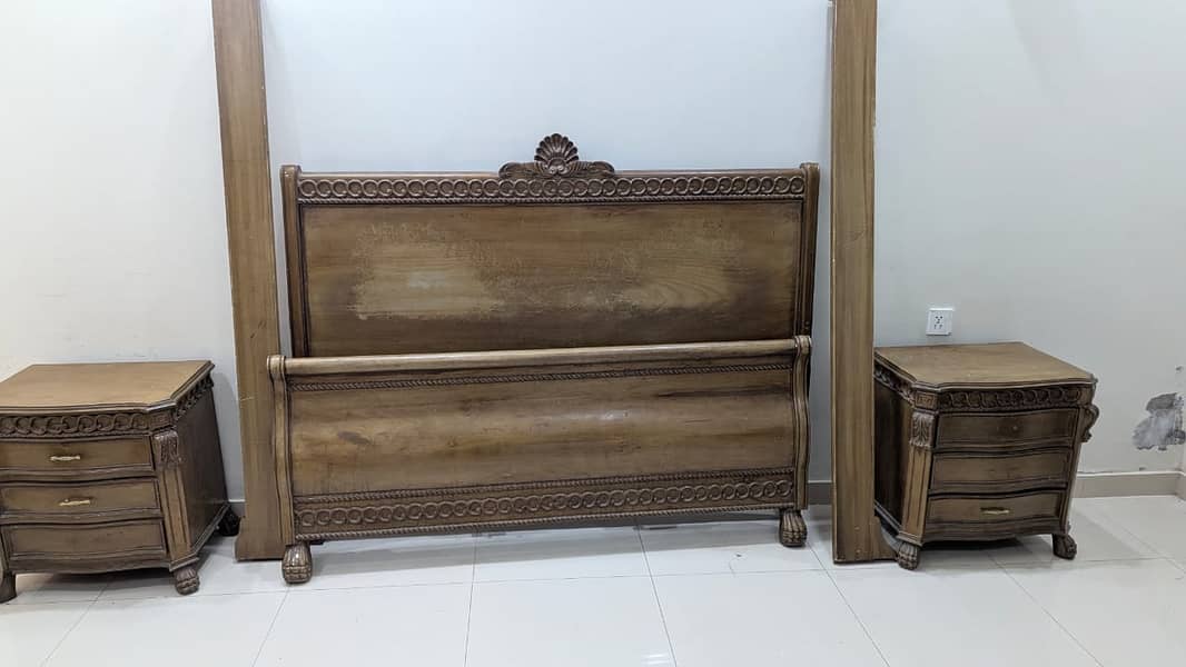 Solid wood Luxyry Victorian 0