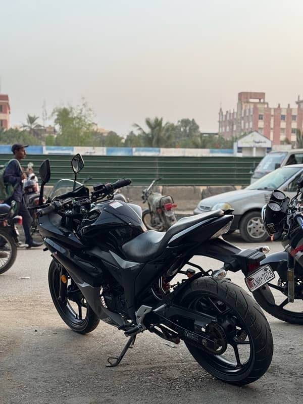 Suzuki Gixxer 150 (Black Edition) For Sale!!! 2