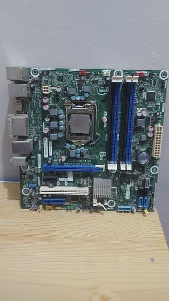 i7 3770 , Intel DQ77mk motherboard. 2