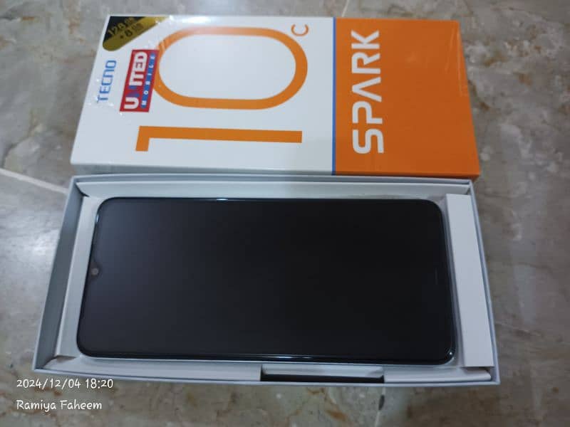 Tecno Spark 10c 4