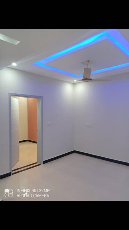 G11PHA FLAT FOR SALE 2ND FLOOR FULLY RENOVATED 8