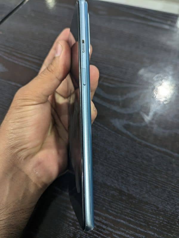 OnePlus 9R 3