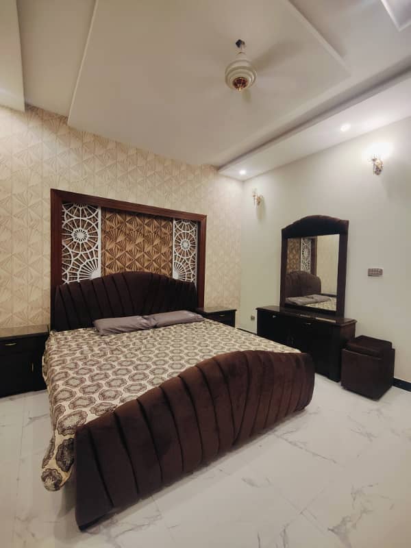 Per Day, Weekly & Monthly Basis 5 Marla Luxury Furnished Lower Portion for Rent in Jinnah Block, Bahria Town Lahore 7