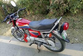 WhatsApp number 0326/3586/831 Honda 125 CG for sale