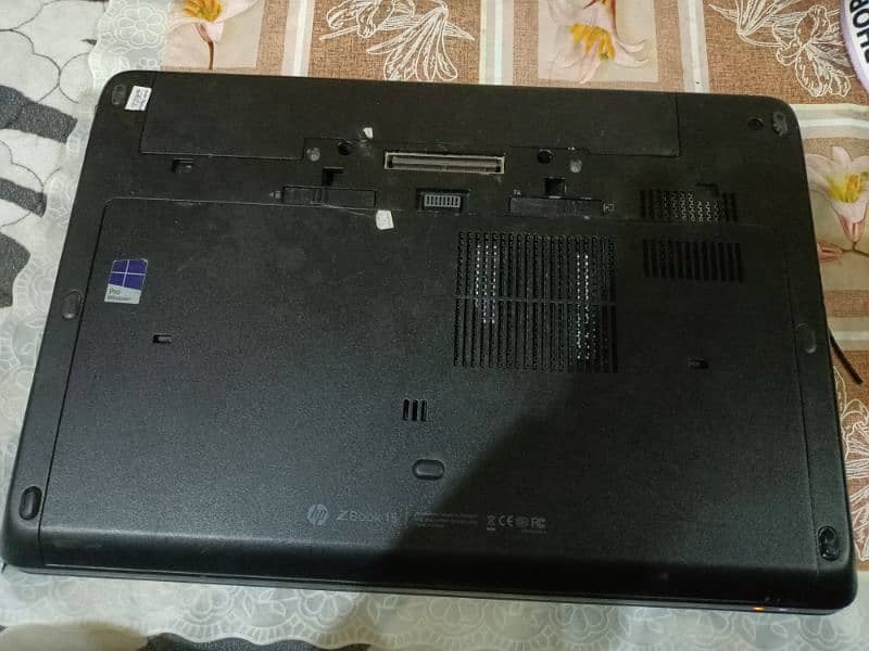 HP Zbook 15 corei7 like new laptop 4