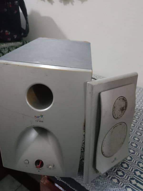 woofers with single output unit for sale 0