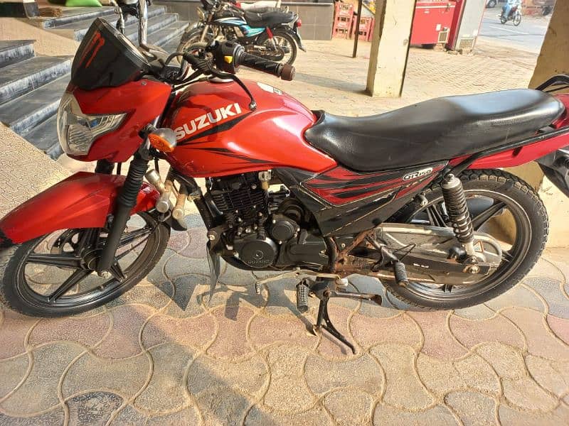 Suzuki GR 150 2019 2