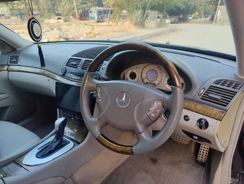 Mercedes E Class 2003 3