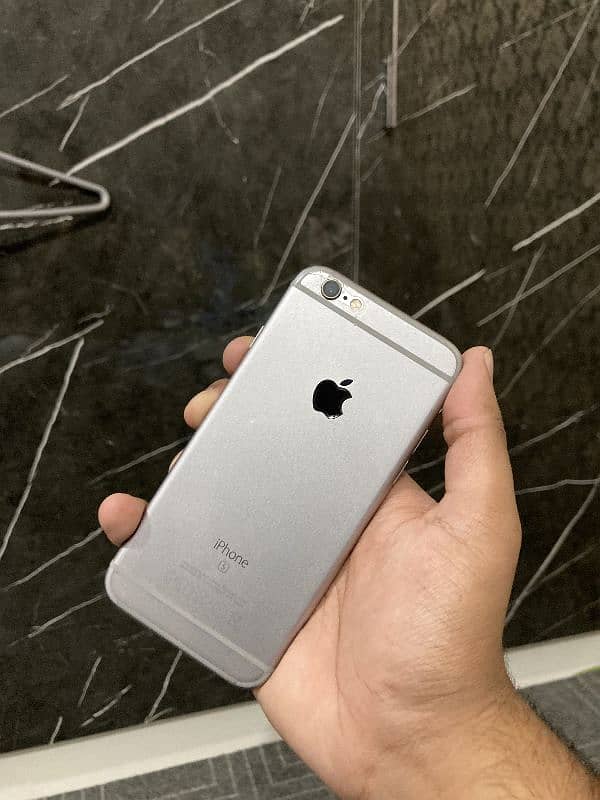 iPhone 6s all okay pta approved 0