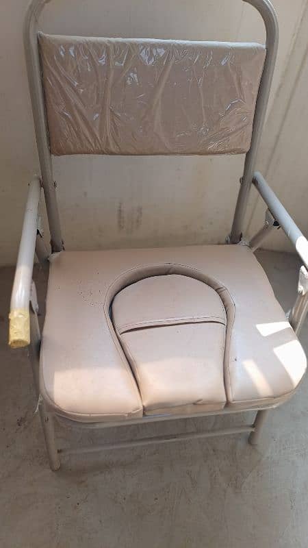 Washroom commode chair 3