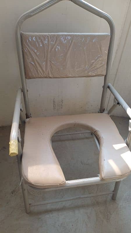 Washroom commode chair 4