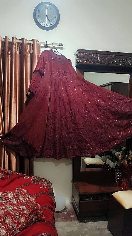 maroon maxi with dopta 4