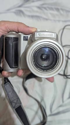 Fuji film slr with smart media card