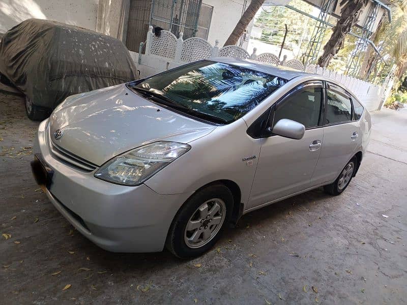 Toyota Prius 2011 reg 2014 4