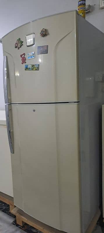 Toshibs refrigerator 0