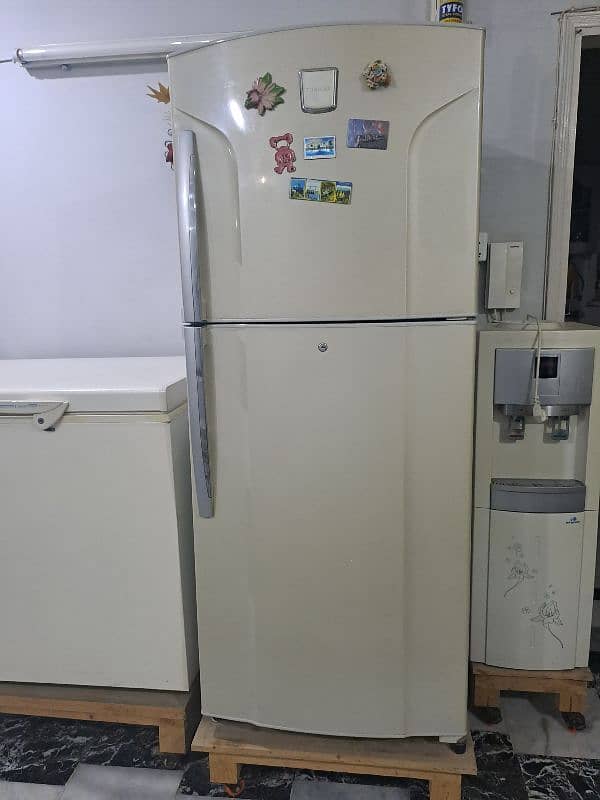 Toshibs refrigerator 2