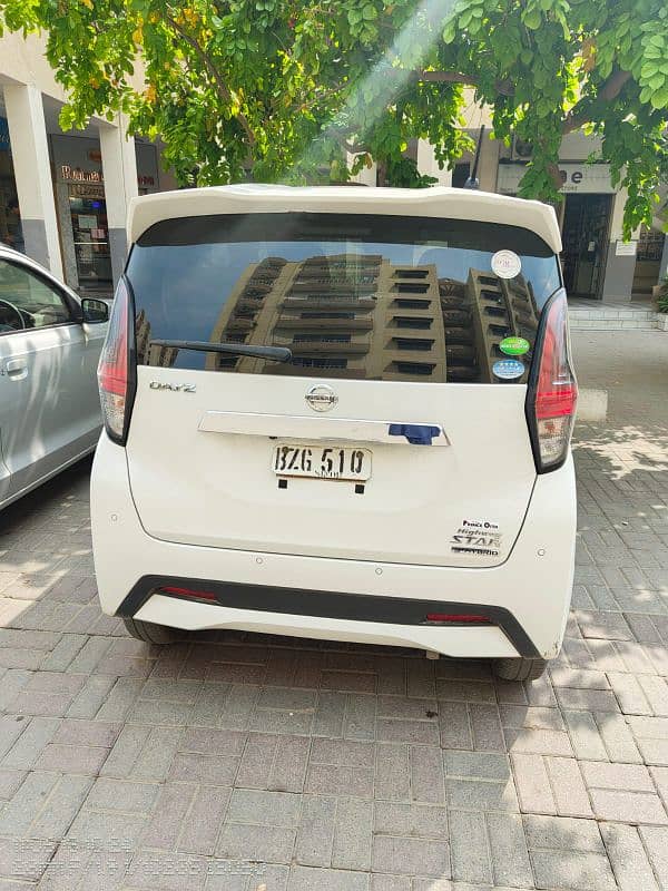 NISSAN DAYS HIGHWAY STAR HYBRID CAR FOR SELL 4