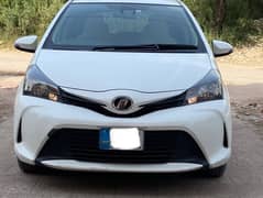 Toyota Vitz 2014 pearl white