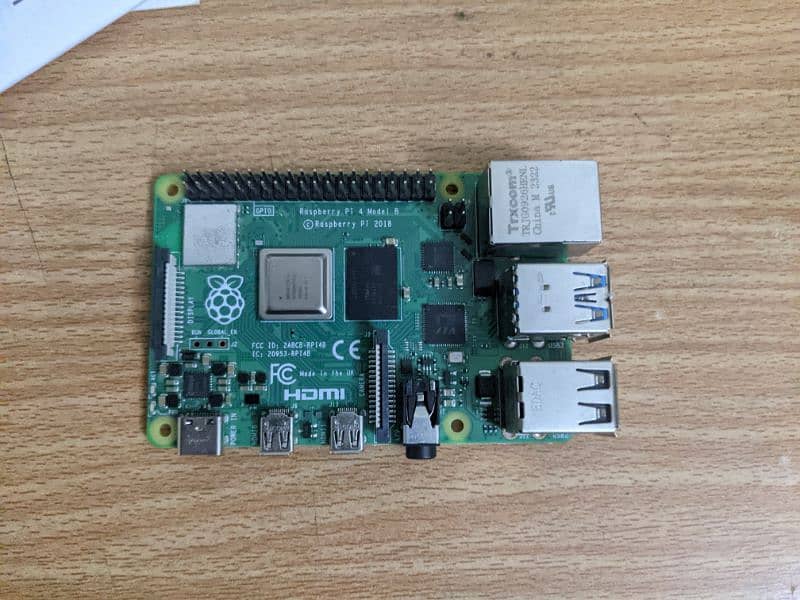 Raspberry Pi 4B 4GB - made in UK 1