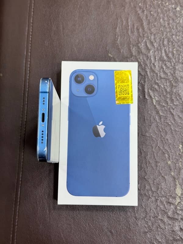 IPhone 13 128GB Blue PTA Approved 5