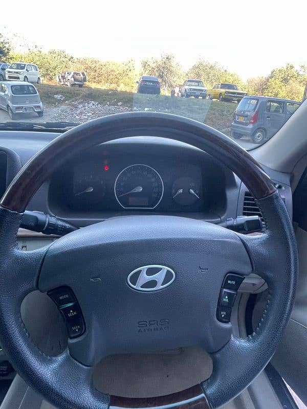 Hyundai Sonata 2005 14