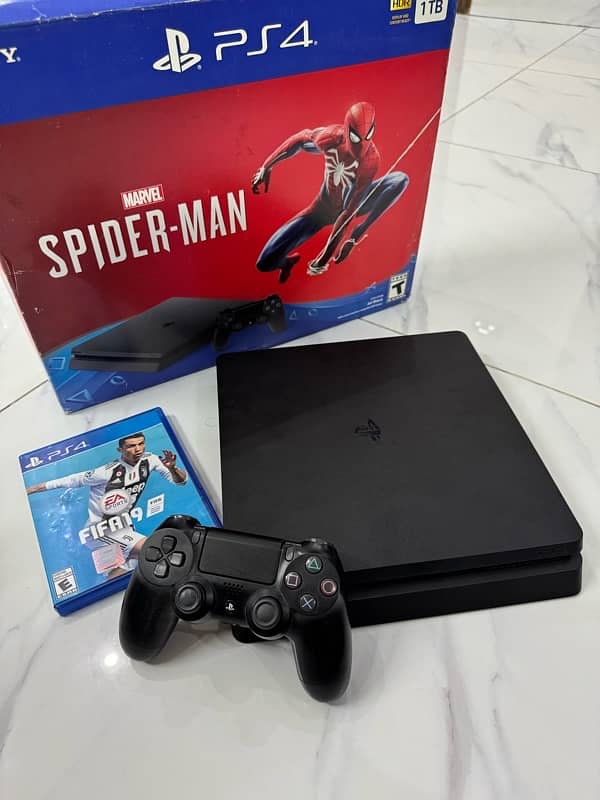 PS4 Slim 1TB 2